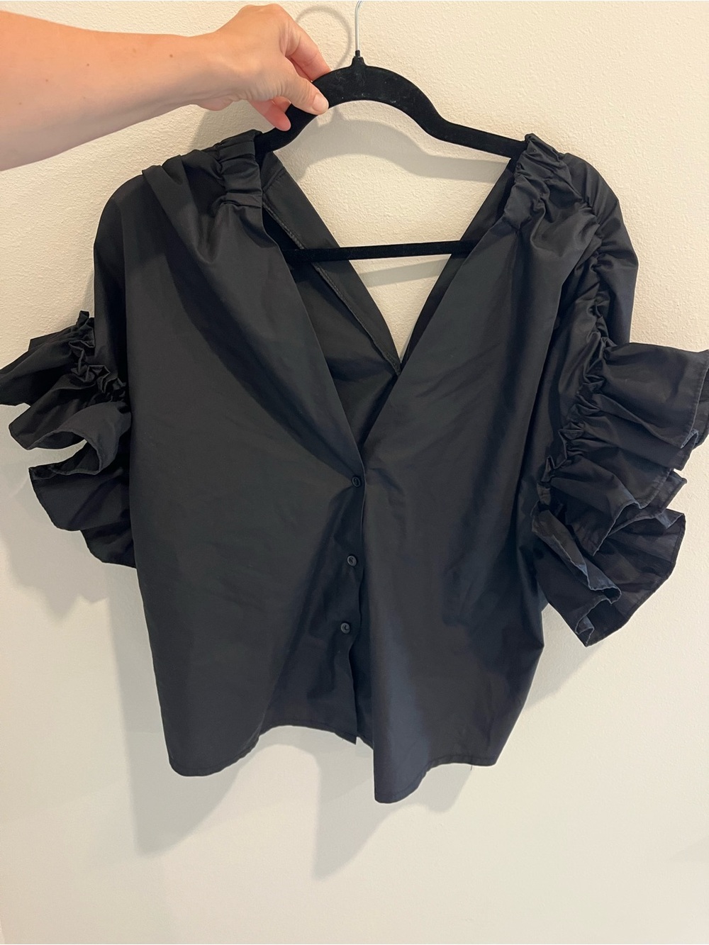 storets Black Button-Front Top with Ruffled Puff Sleeves